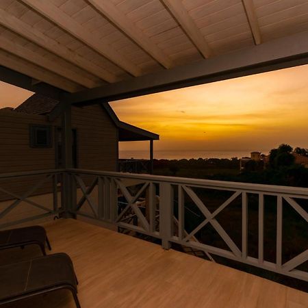 West Rock Villas Saint James Buitenkant foto